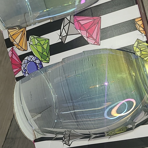 Betsey Johnson Stemless Wine Glass Set with Stopper - Picture 2 of 5